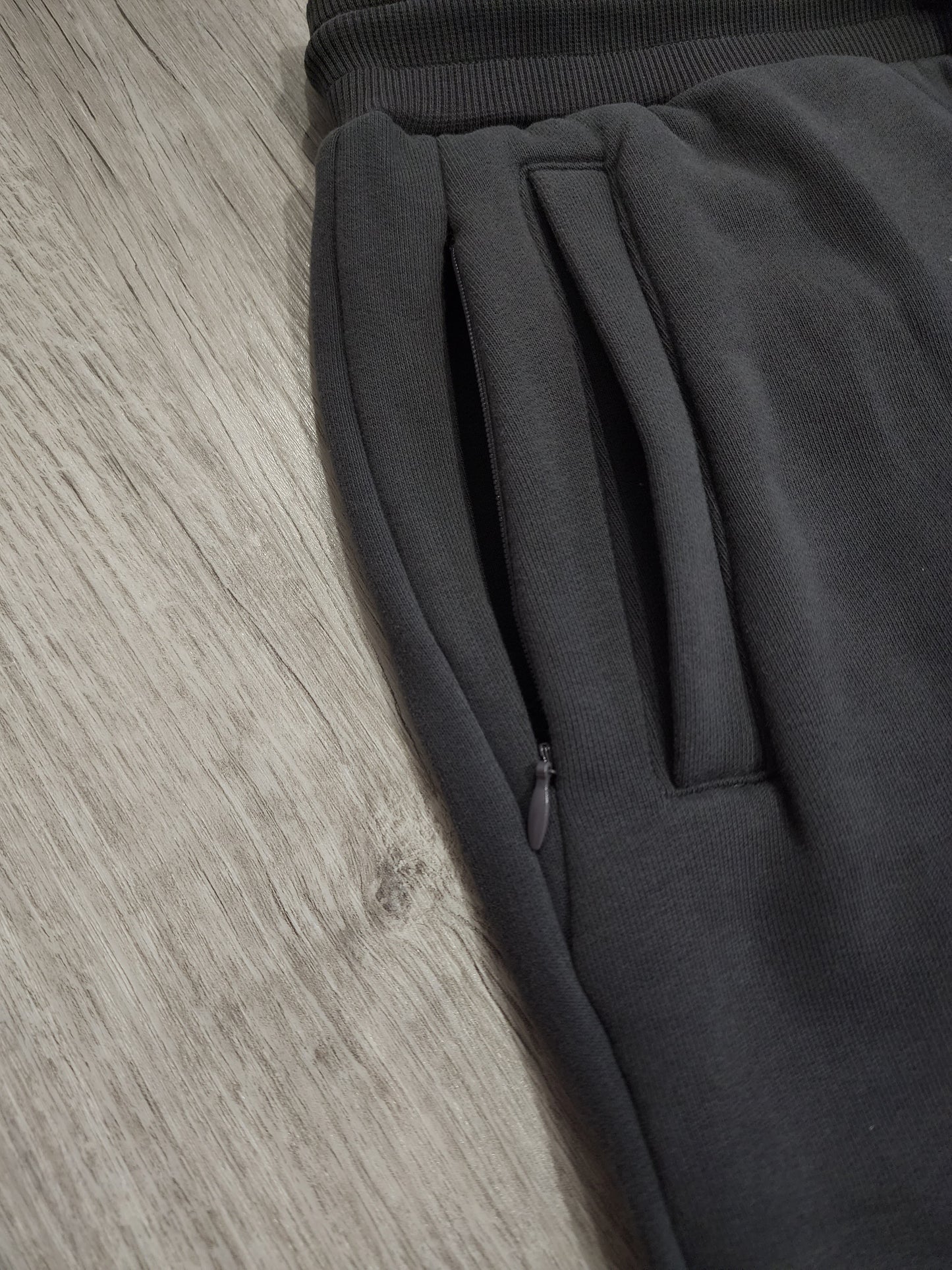 Chroma Sweatpants - Charcoal